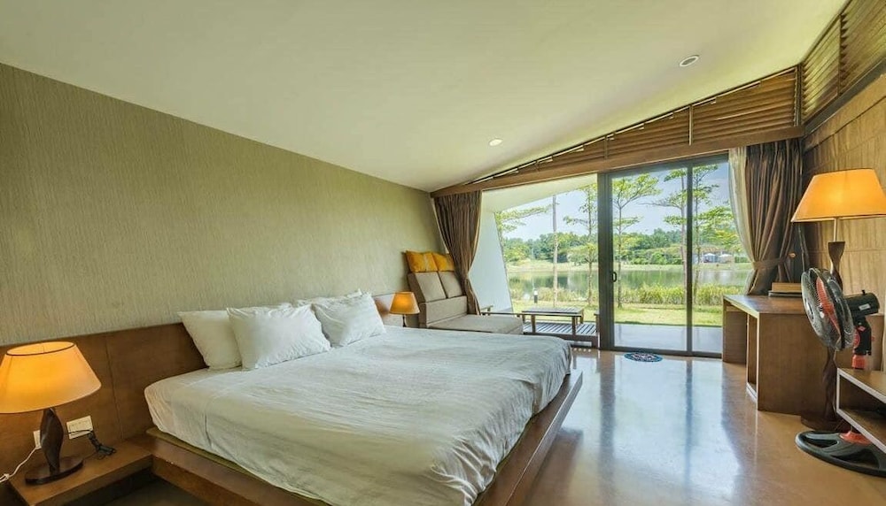 Flamingos Dai Lai Resort Luxury