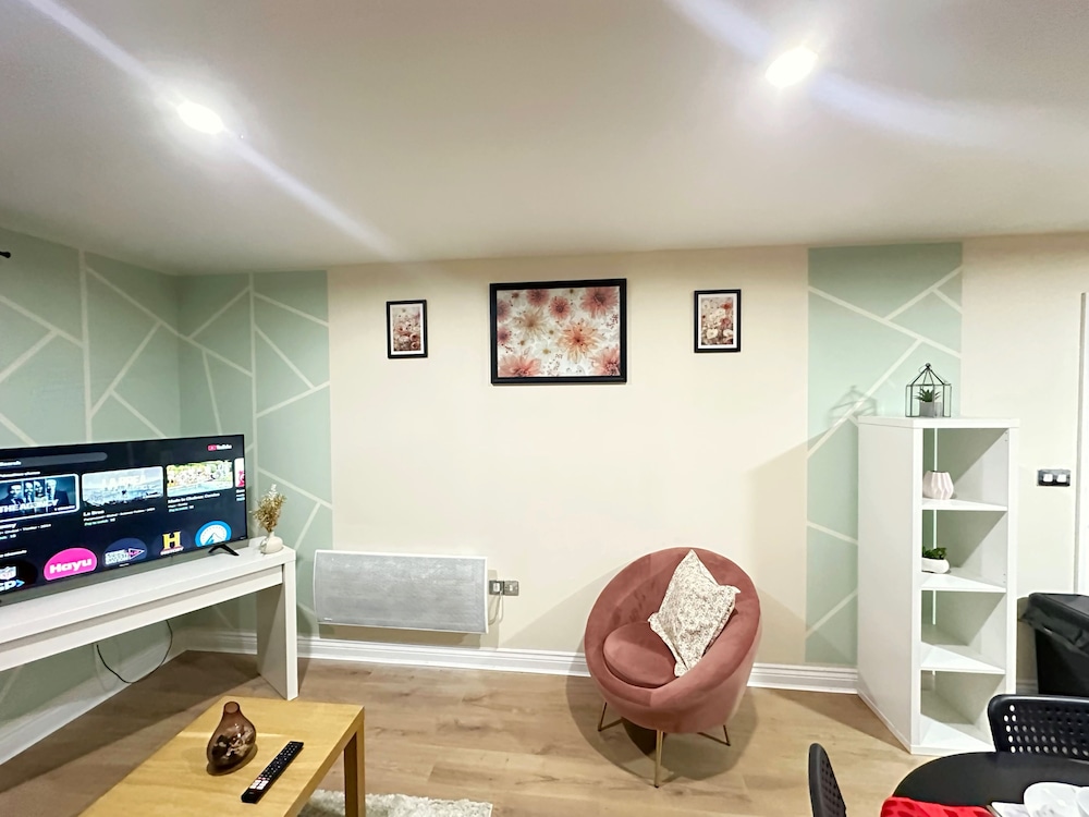 2bdr En Suite Wembley Apartment Retreat