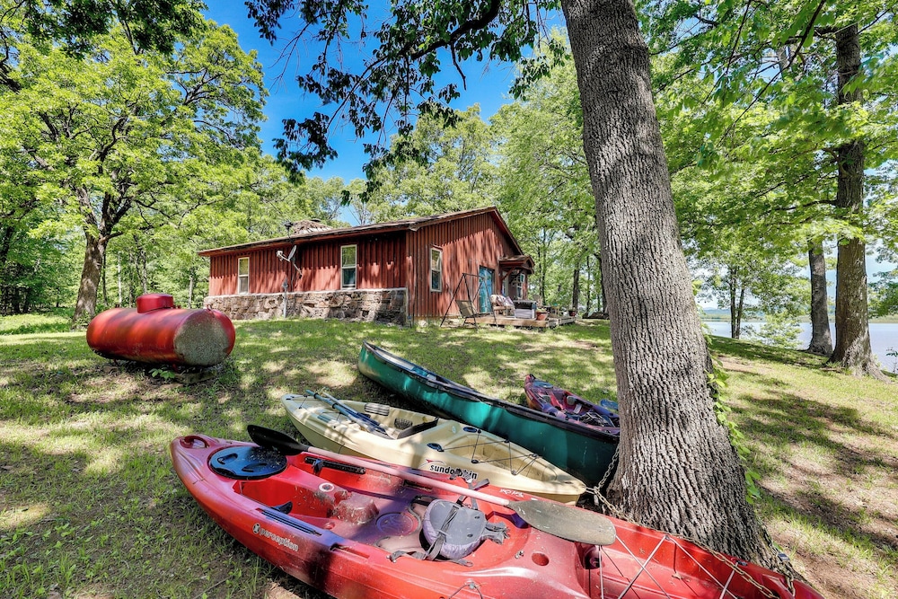 Rural Arkansas Vacation Rental w/ Lake Access view 2