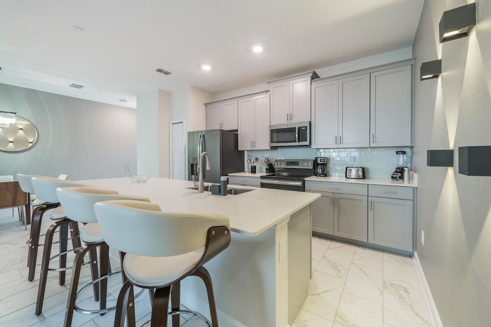 Insight Hospitality - Image 2