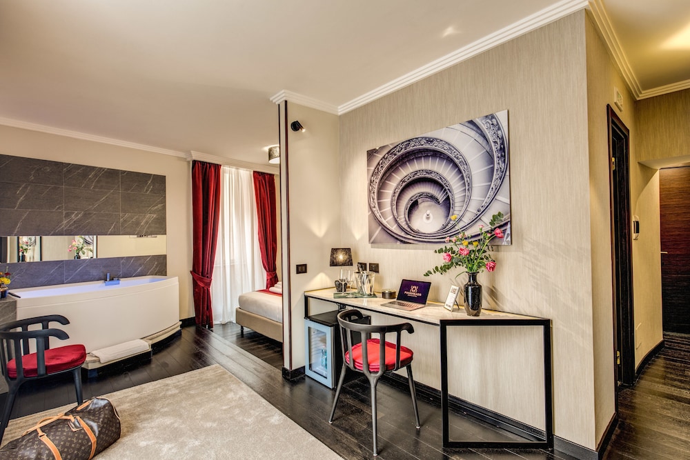 PAX Hotel