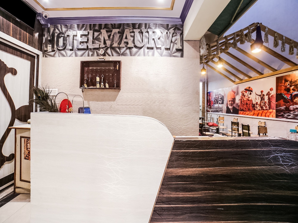 OYO 36289 Hotel Maurvi view 2