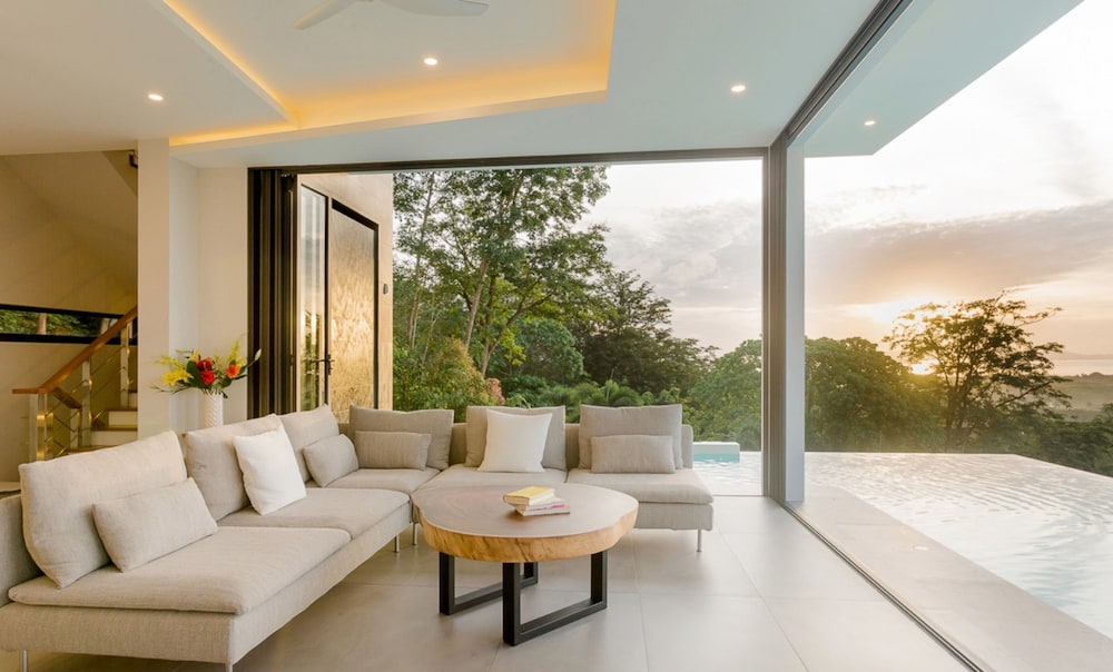 Yamu Hills Panoramic Ocean View 6 Bed Luxury Vila