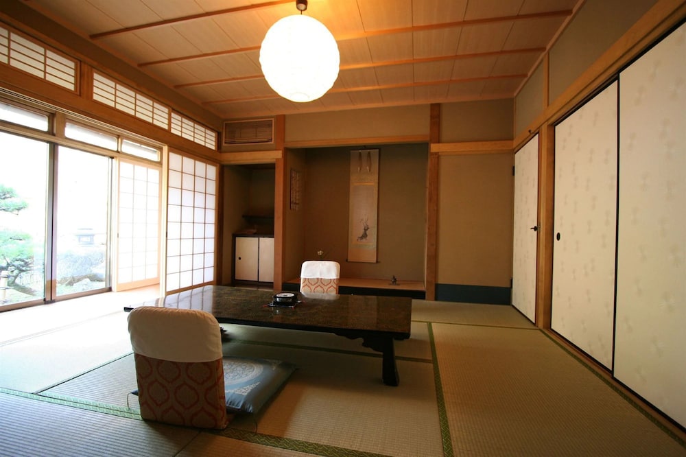 Photo 42
