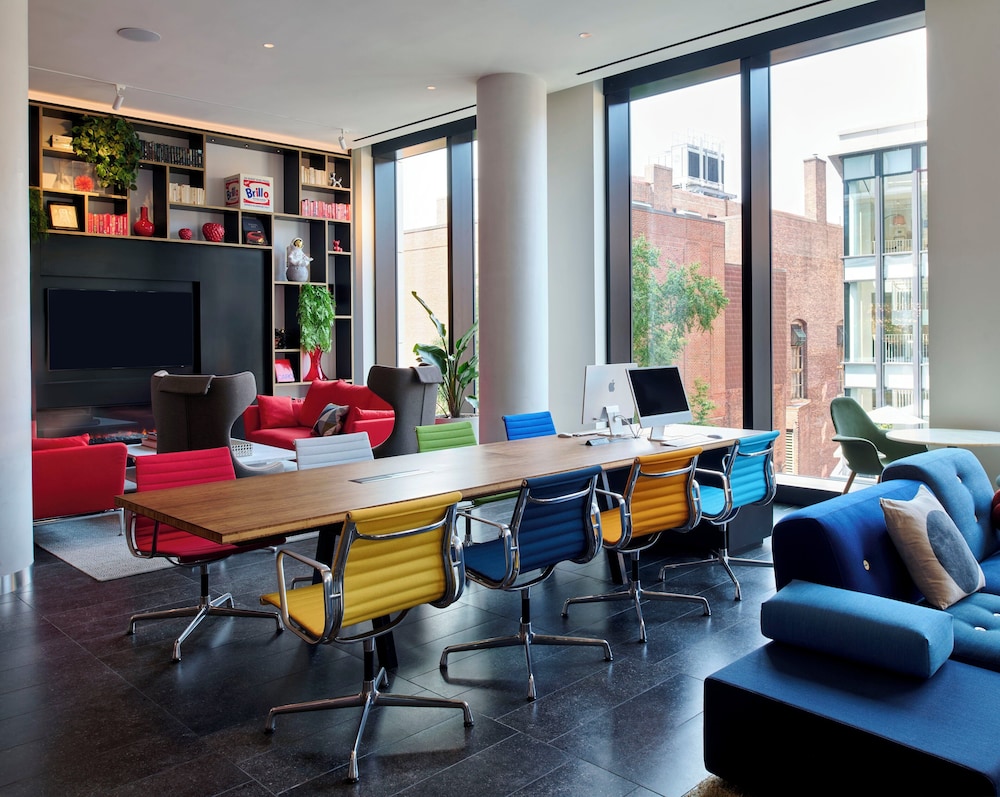 citizenM Boston Back Bay 3