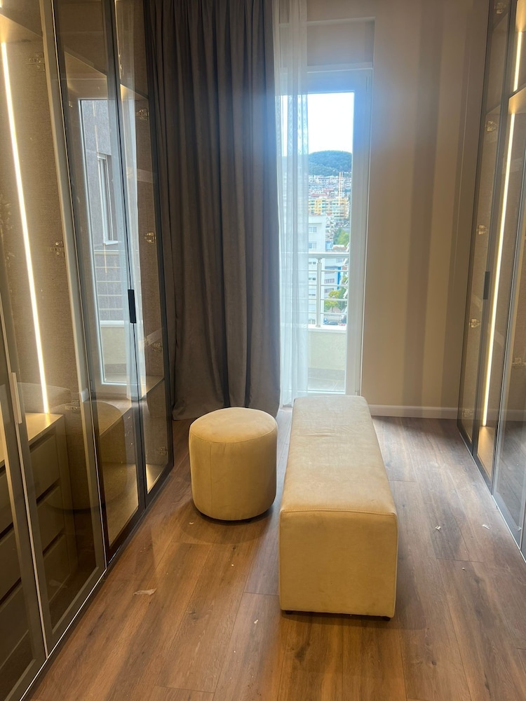 Blue Boutique Apartments 2