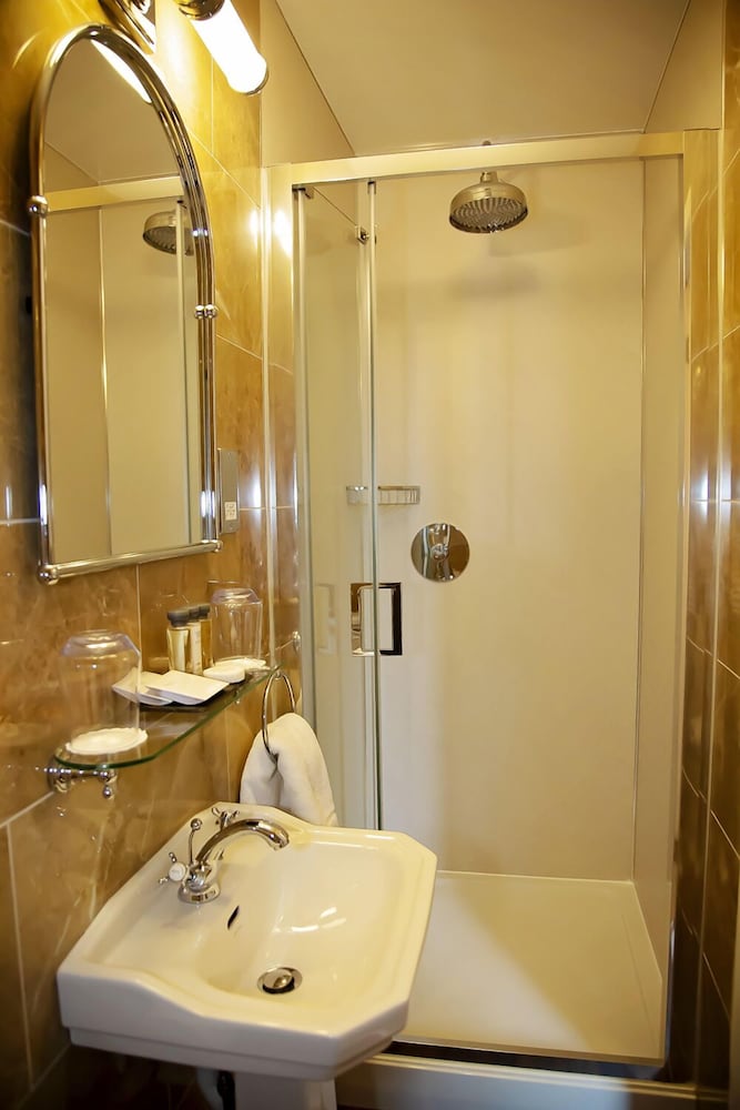 Fir Trees Guest House