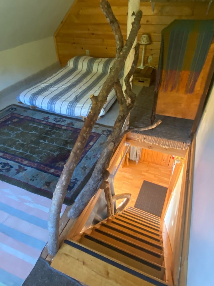 Relaxing Nature Retreat Perfect for Large Groups