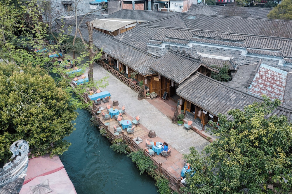 Jinfuyi hotel