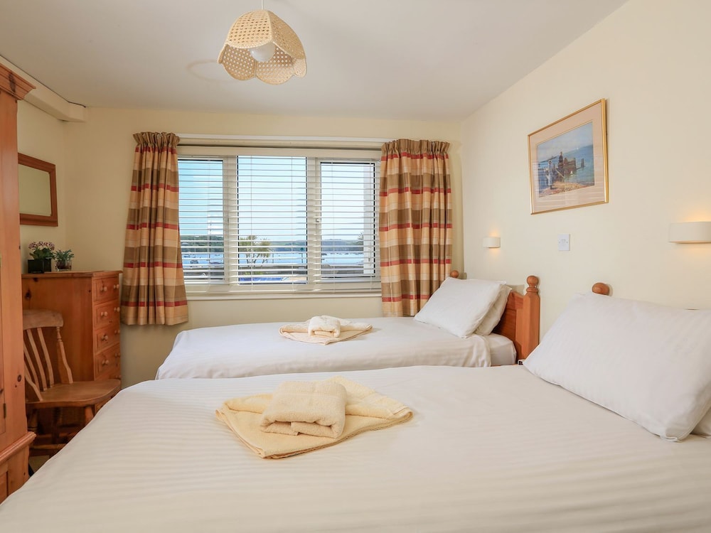 3 The Salcombe view 3