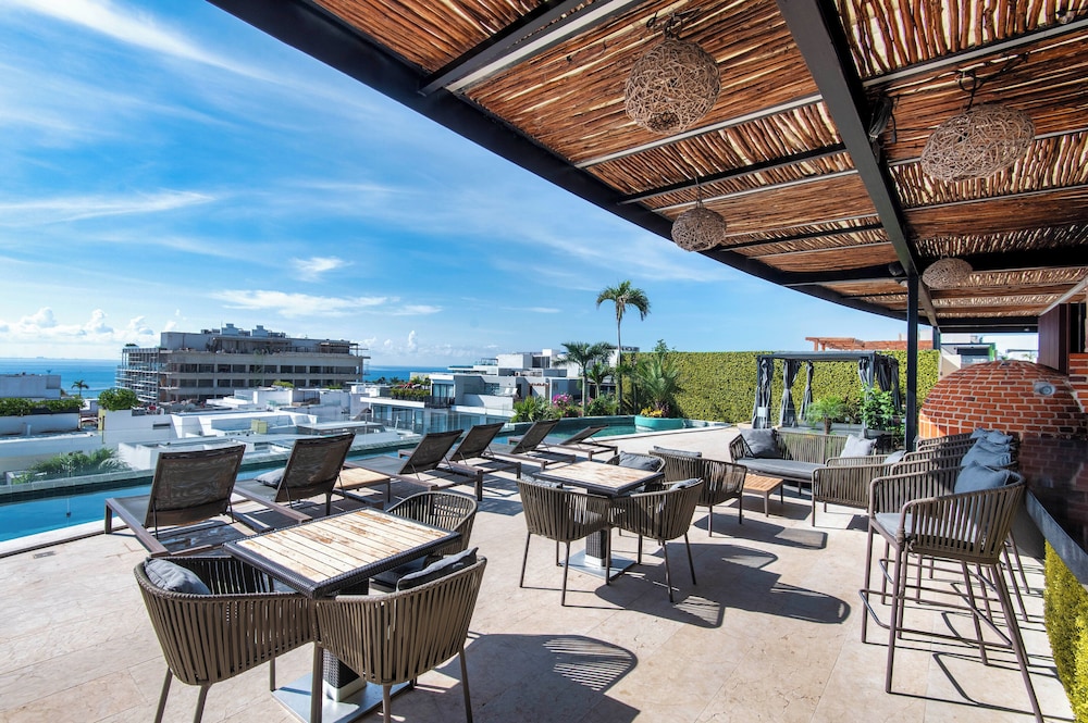 The Shore - Comfort & Rooftop Pool