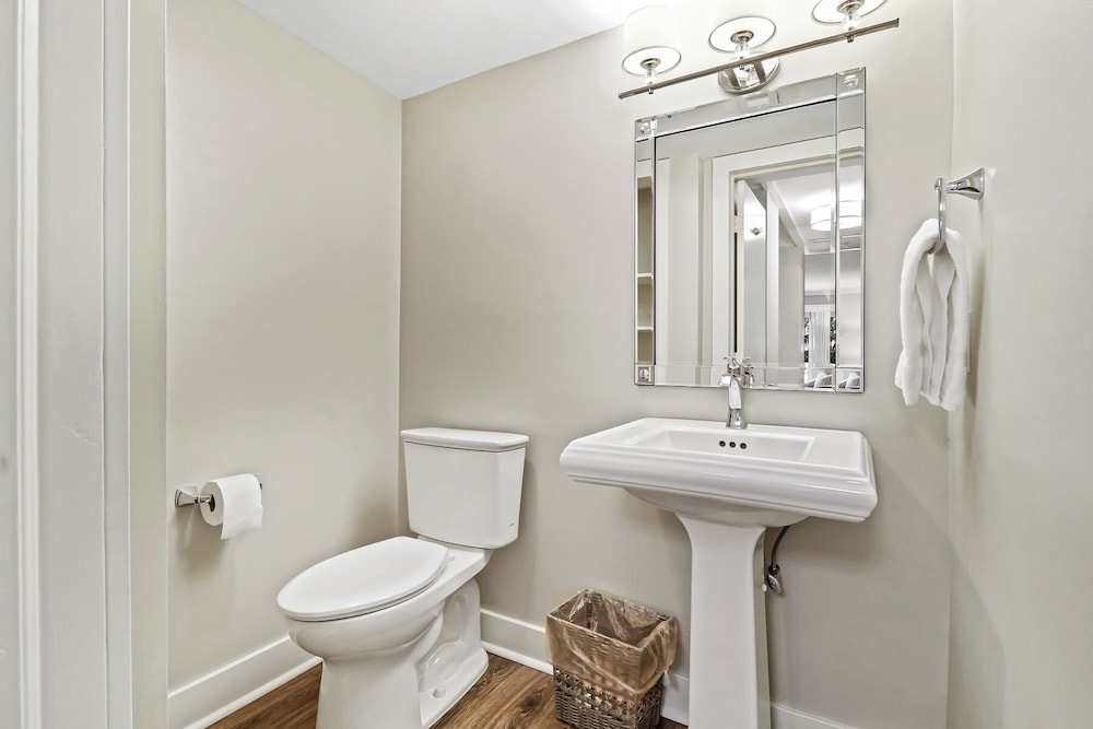 965 Cutter Court at The Sea Pines Resort