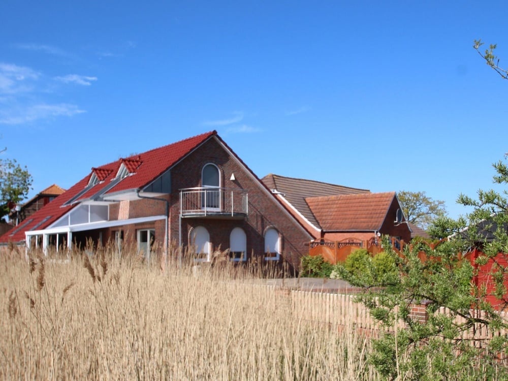 Ferienhaus mit Drei Badern in Dornumersiel