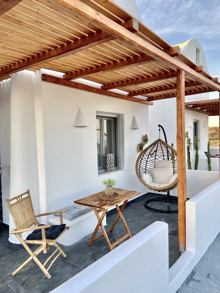 Aeron suites view 2