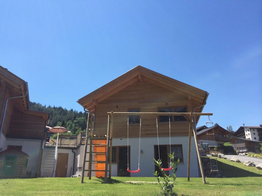 Huttenzauber 2 Comfortable Holiday Residence