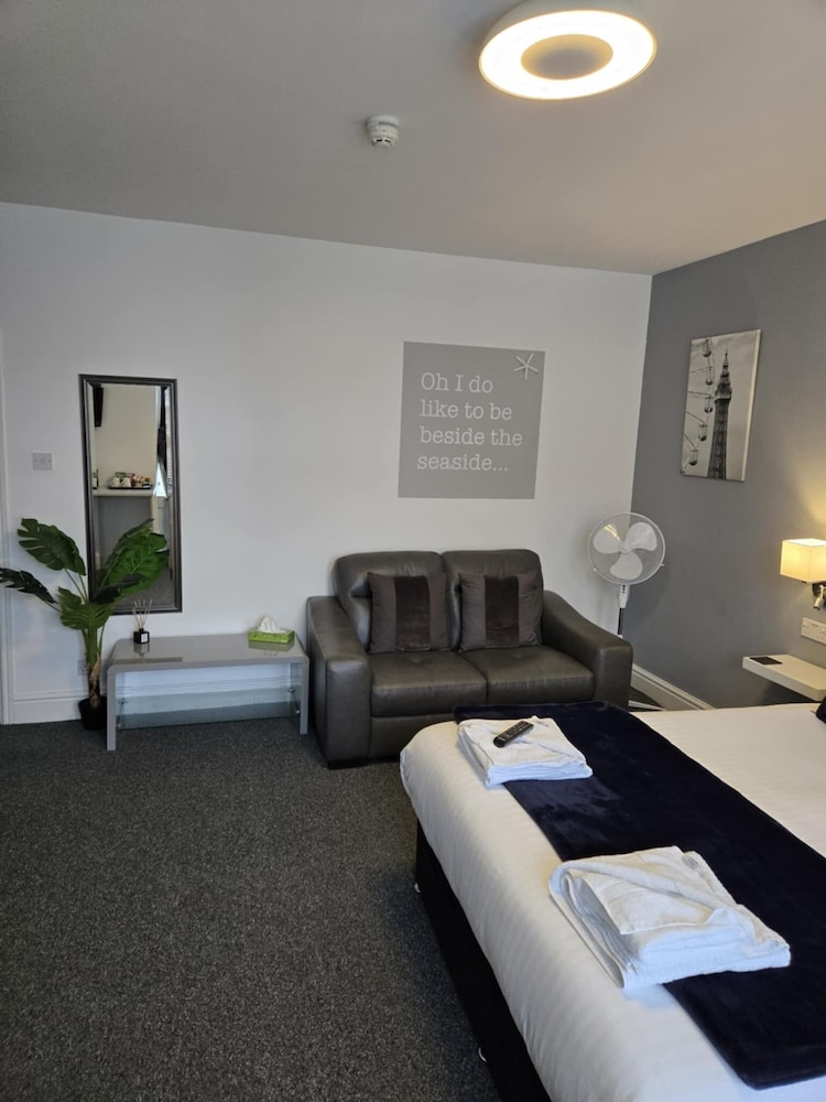 Q Accommodation