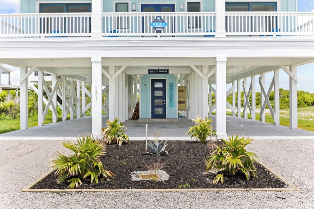 Dune Our Thing by Topsail Realty