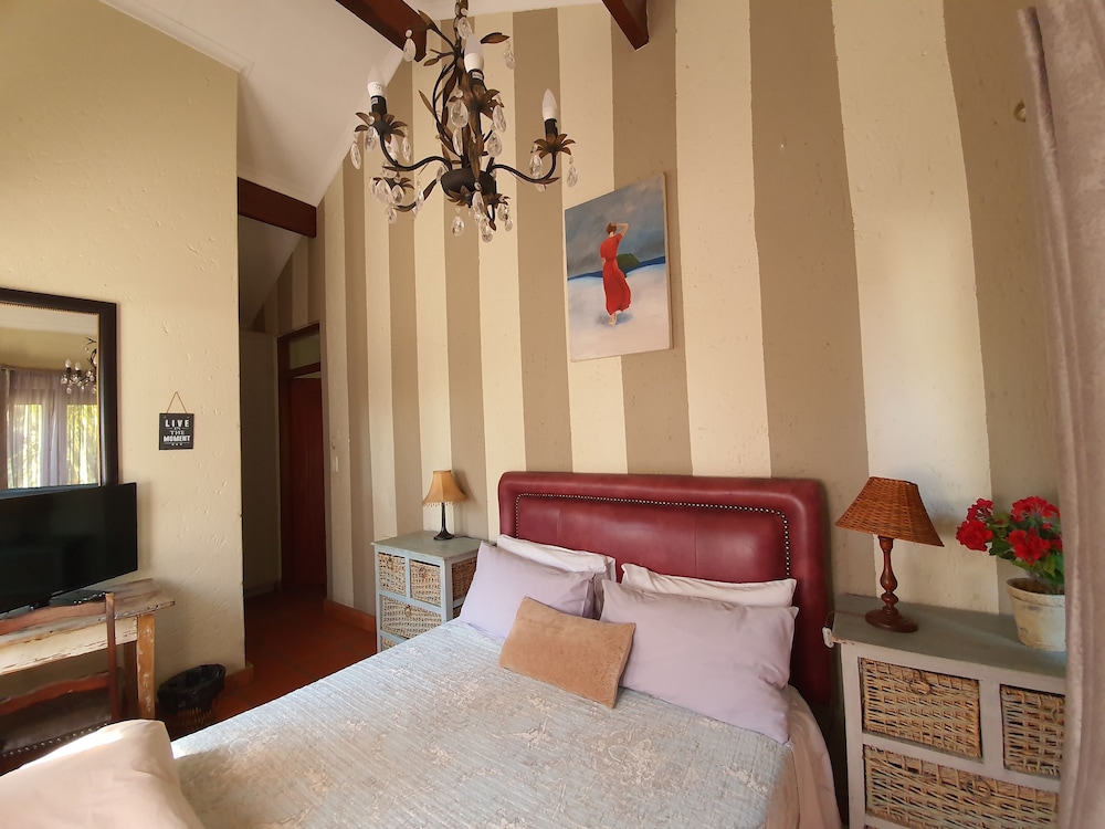 Waterhouse Guest Lodges 295 Indus Street