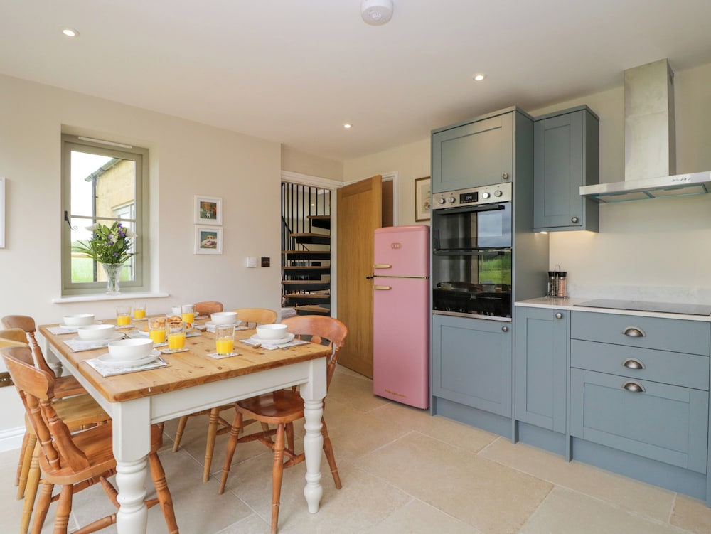 4 Wellacres Cottage