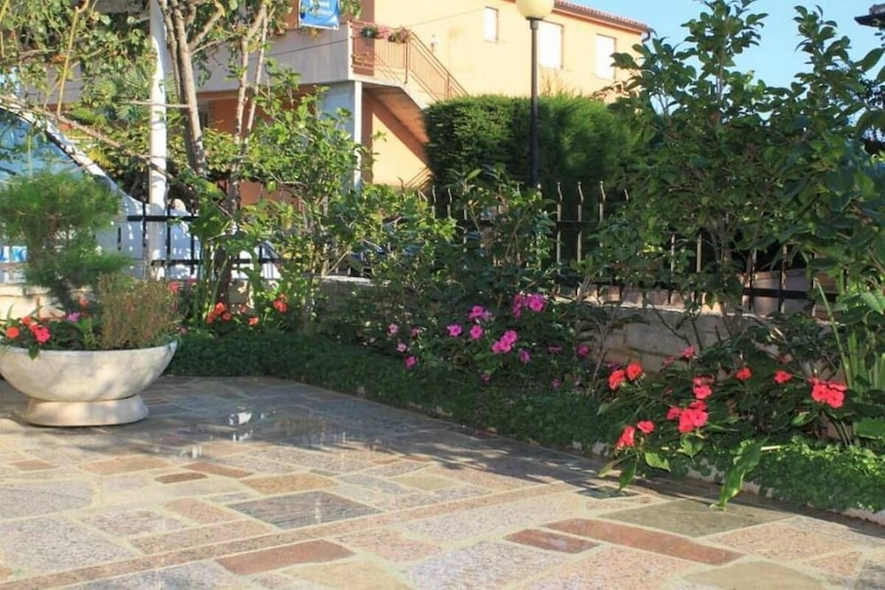 Charming Apartment in Umag With Balcony