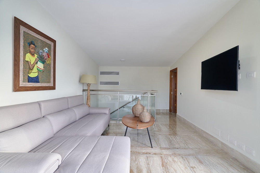 Costa Atlantica Beach Condos
