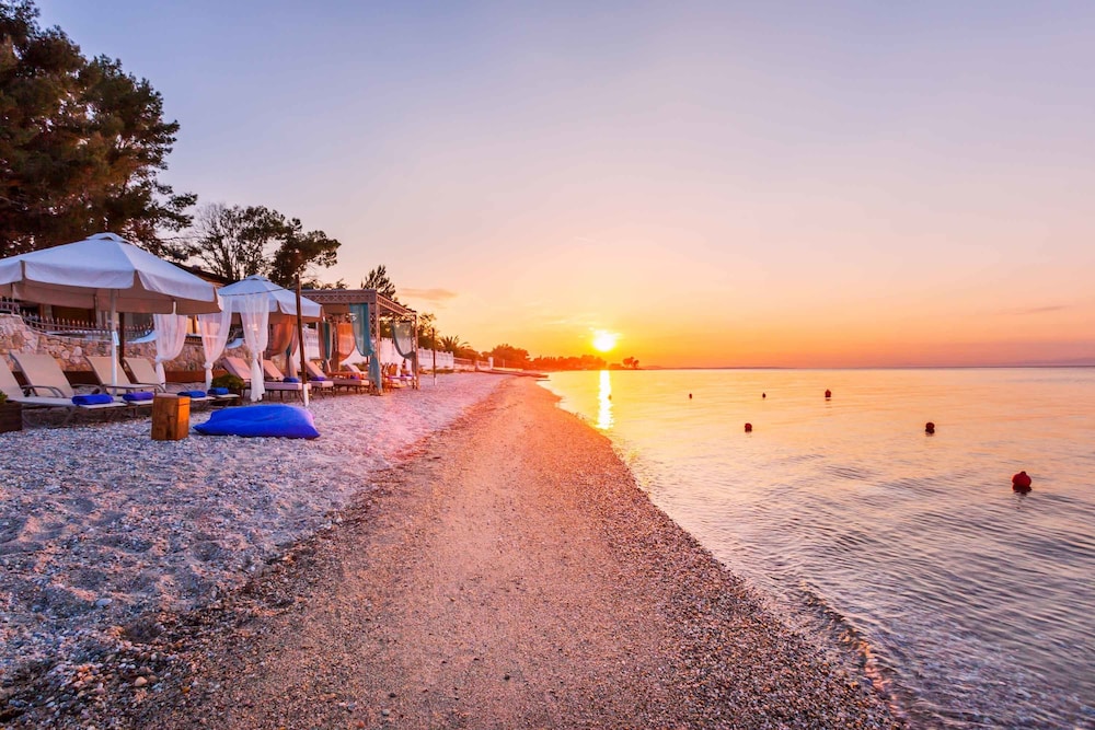 W Villas Halkidiki