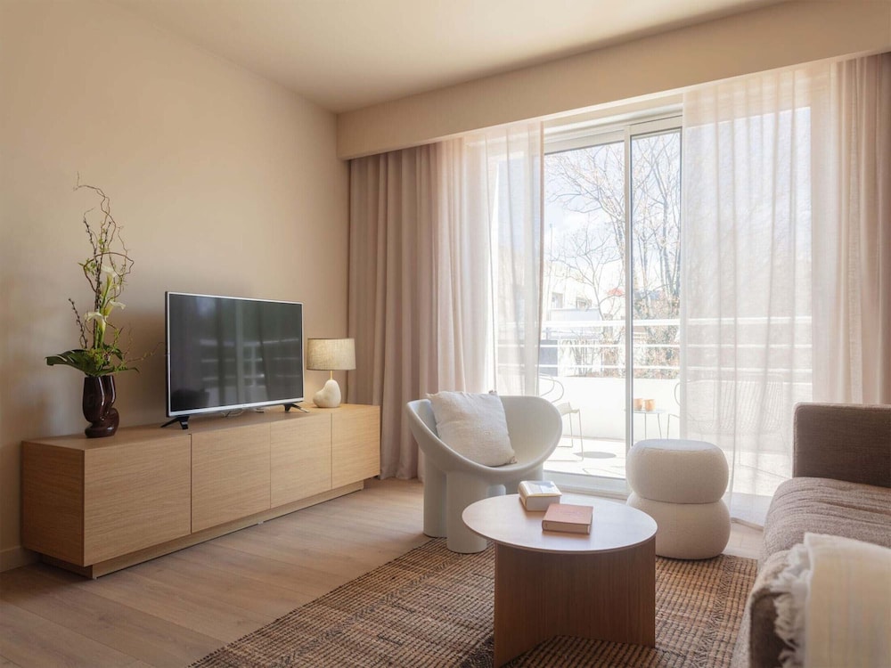 Apartment in Baillargues With Heated Pool