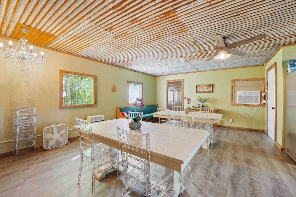 Omaha Vacations - 'old Church Retreat' w/ Fire Pit  Air Hockey! - Property Image 7