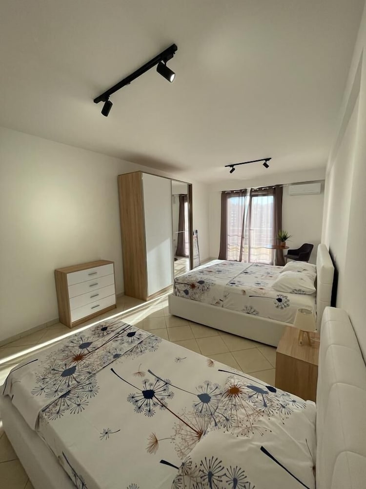 Sunny Apartment