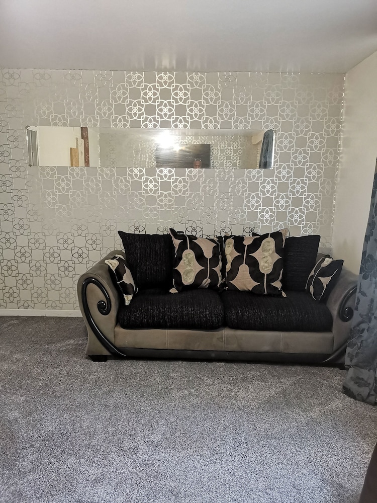 South Shields Vacations - Shielded Serenity King Suite - Property Image 1
