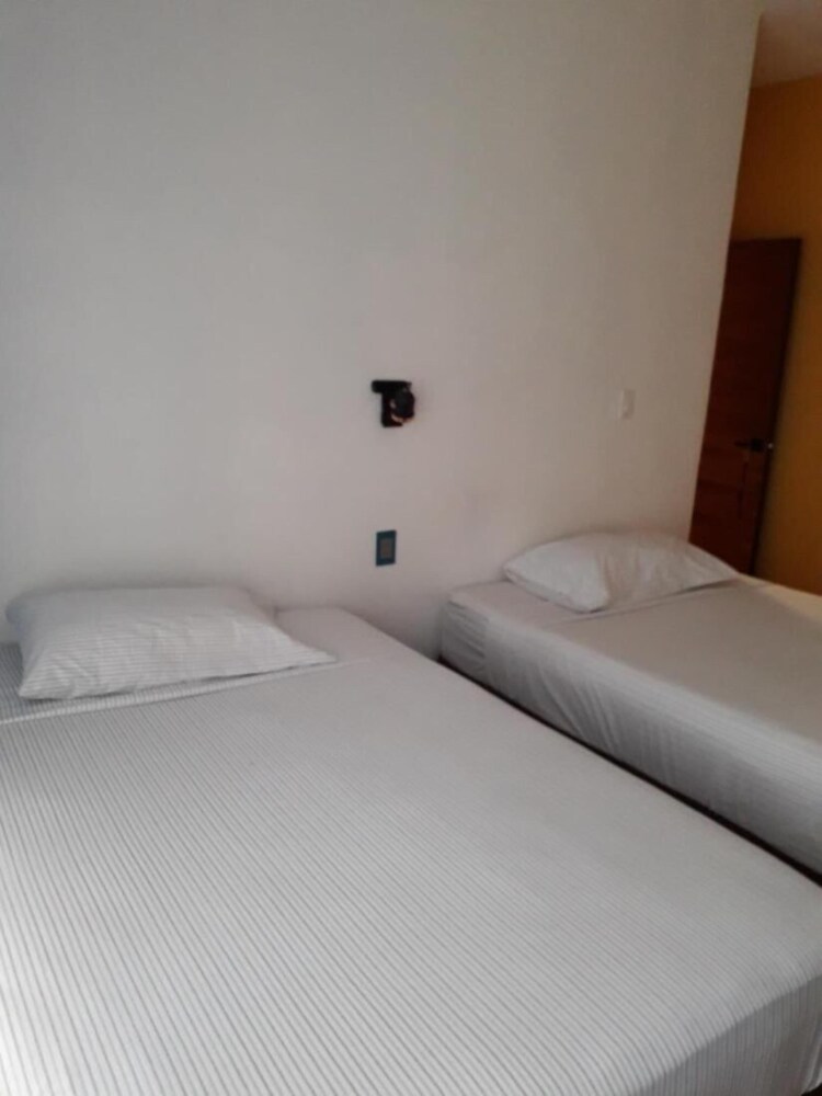Room-lugar de Descanso Saul
