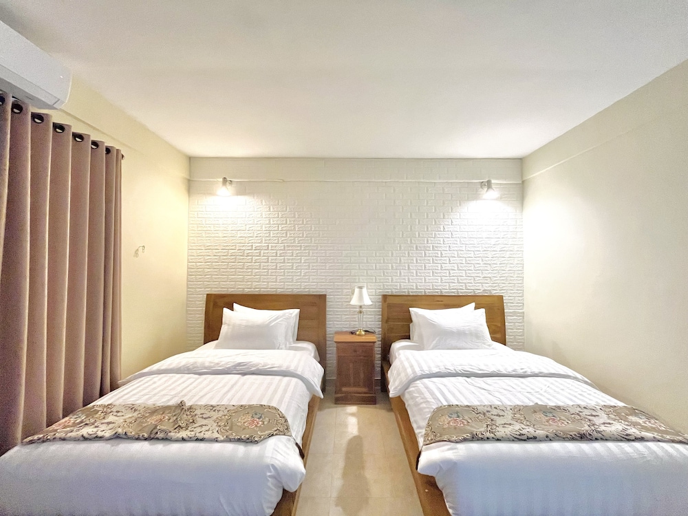Rosewood Villa