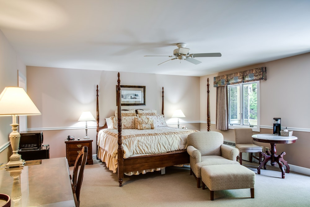 Boxwood Lodge