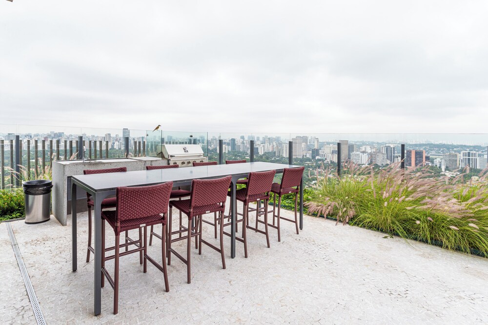 Ayra Pinheiros - Apartamentos com vista incrível para São Paulo ao lado da Rebouças e Faria Lima