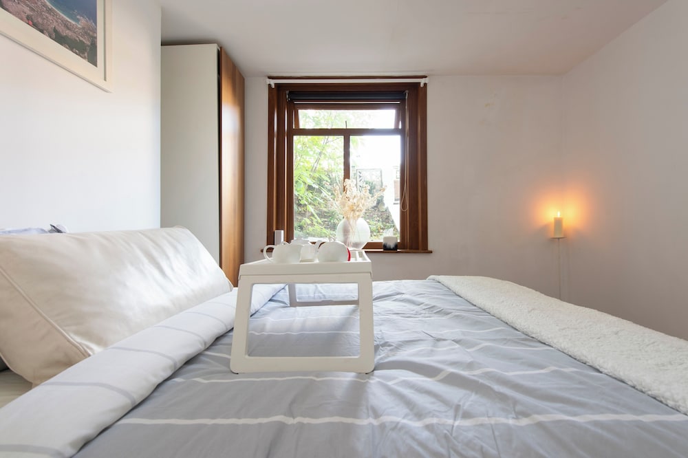 Stratford - Apartment - Sleeps 3 - Great Location