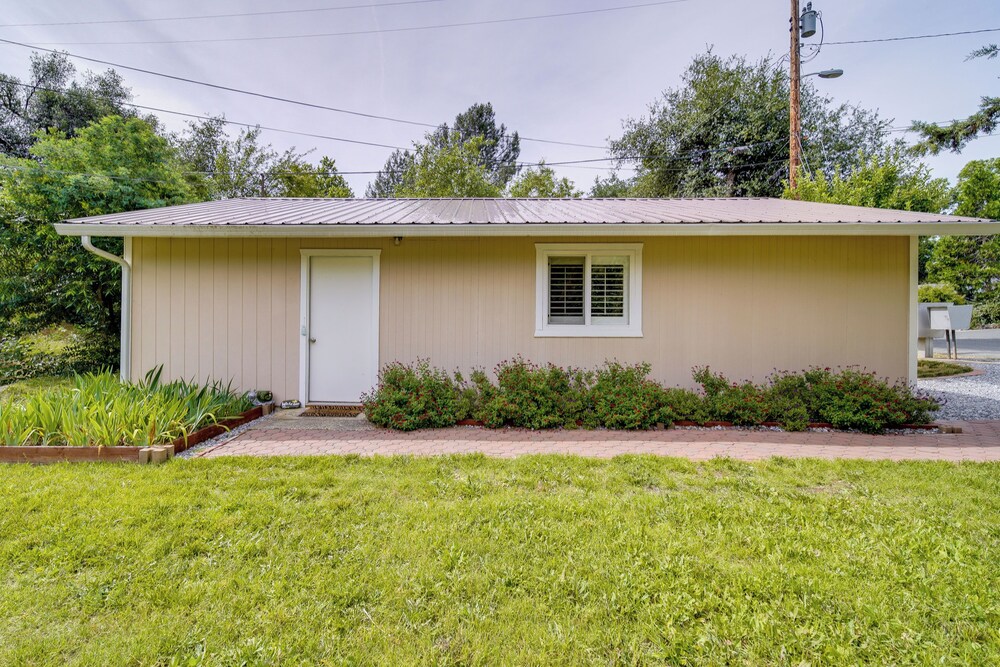 Sunny California Retreat w/ Pool Access & Patio!