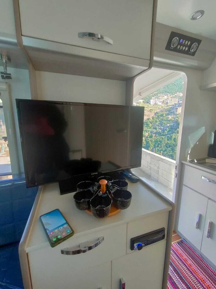 Lebanon Caravans (BJNCO RVS) view 5