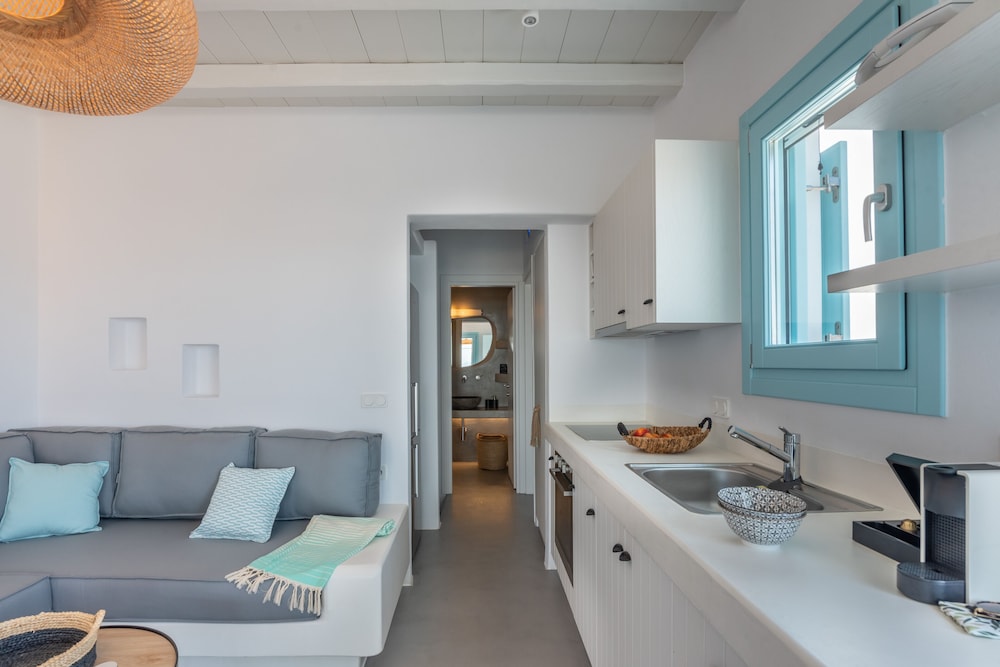 Blue Harpist Villas