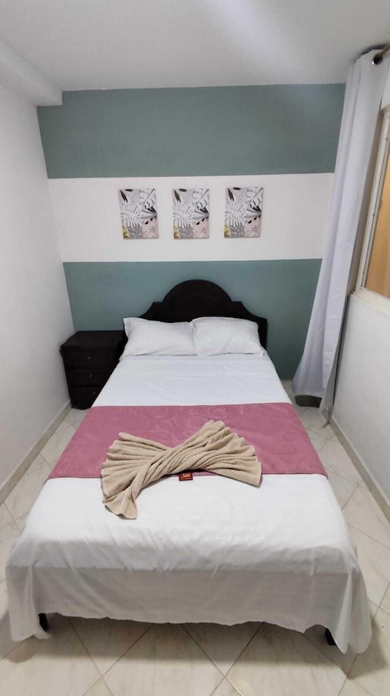 Hotel zocalos y colores