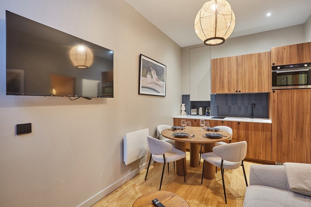 Apartment Center of Paris