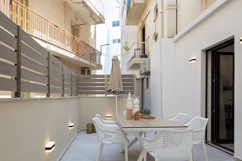 Aria's Apartment