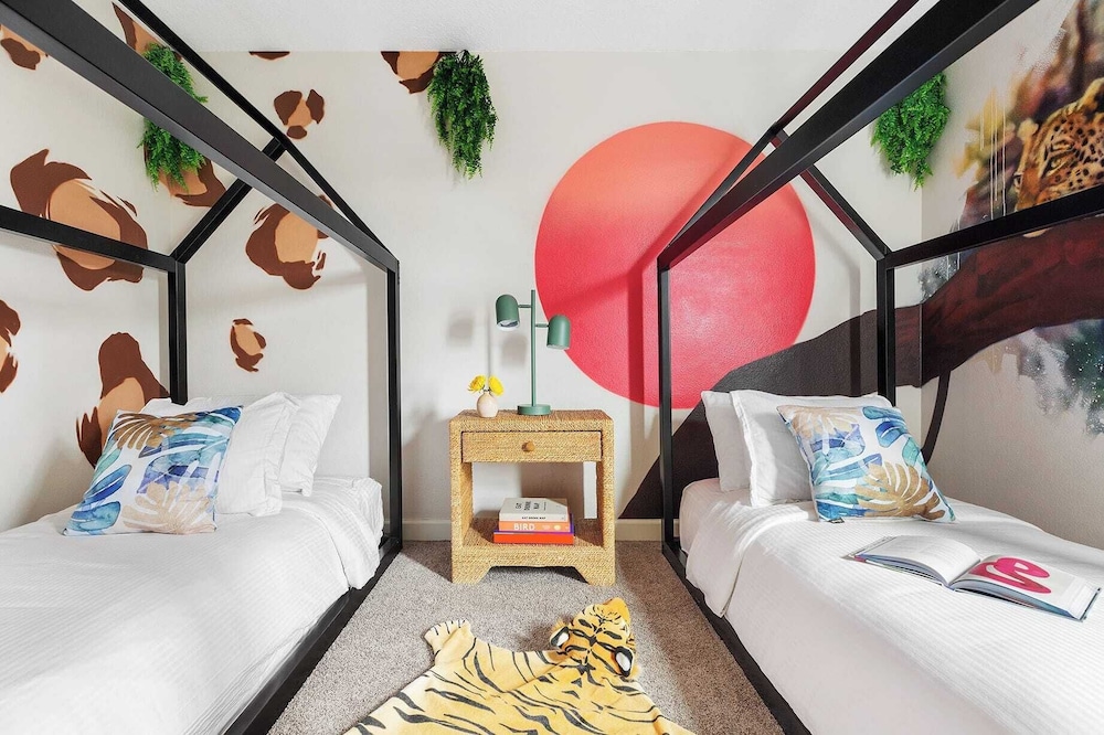 Sleeps 16! 8bdr Kid Haven w/ Pool & Arcade Orlando Resort Retreat by Avantstay