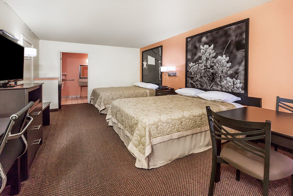 Palestine Vacations - Premier Inn Palestine - Property Image 6
