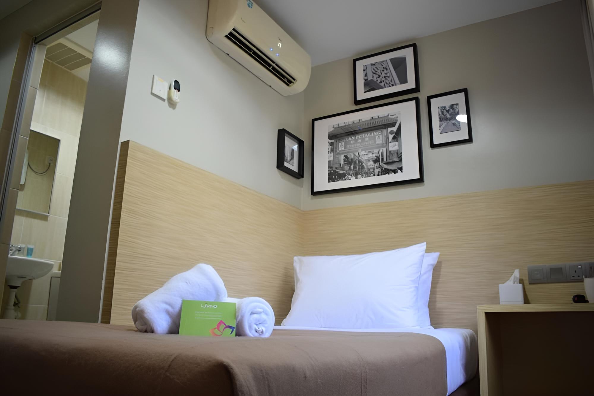 Hotel Living At Dsulaiman