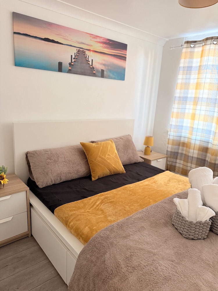 Cozy one bed Apartment Near Heathrow