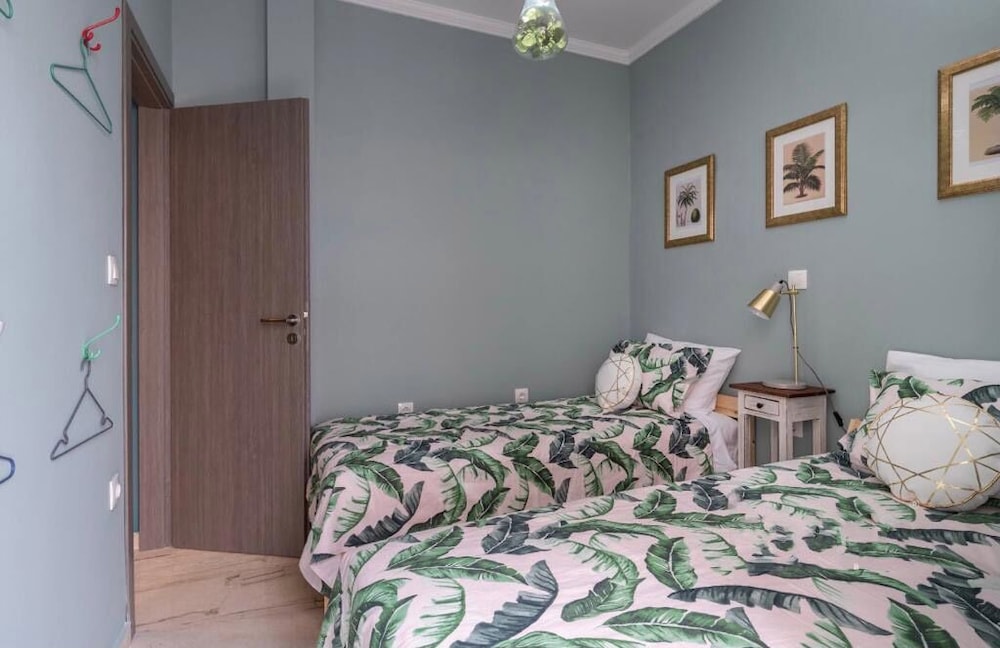 Artistic apt in Gazi with terrace by GHH