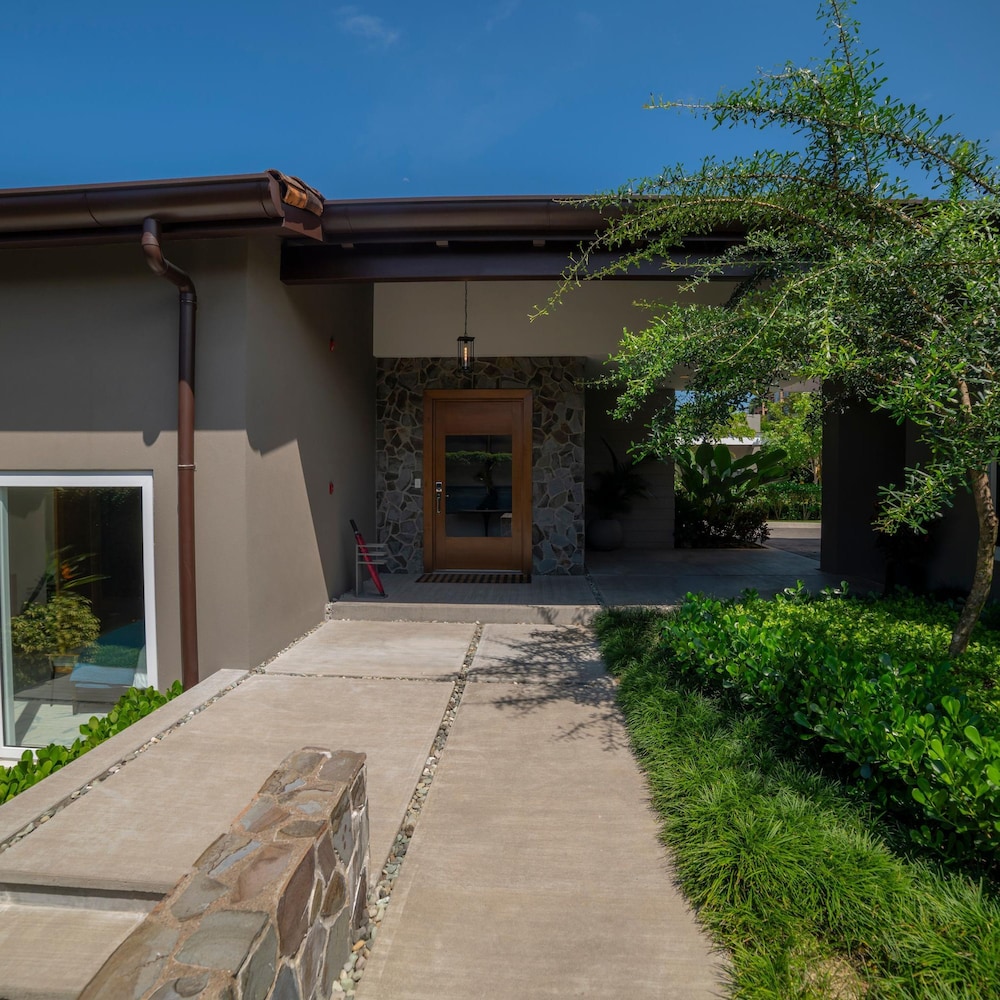 - Casa Blue Sail 6 bdr Ocean View - Family
