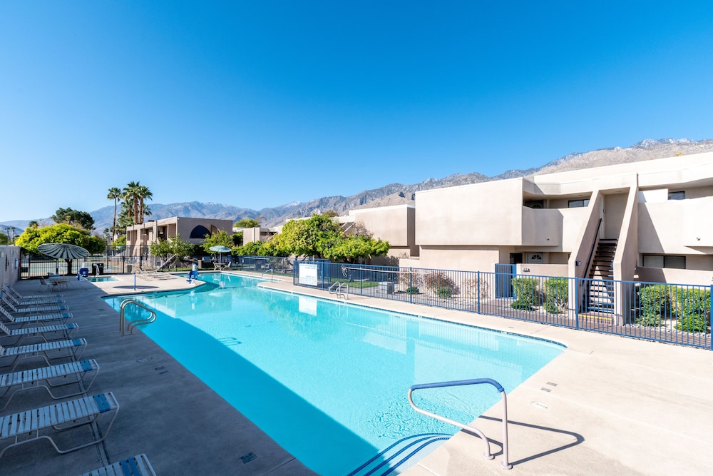 Vista Mirage Resort