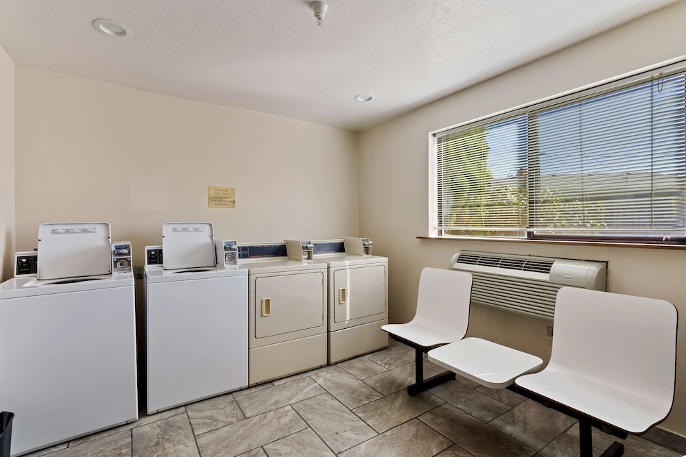 Twin Falls Vacations - SureStay Hotel by Best Western Twin Falls - Property Image 14