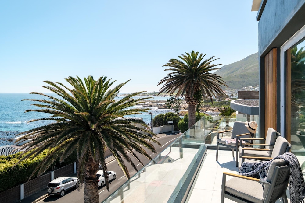 Sea View 3bed Camps Bay Apt Sapphire Tide Pad